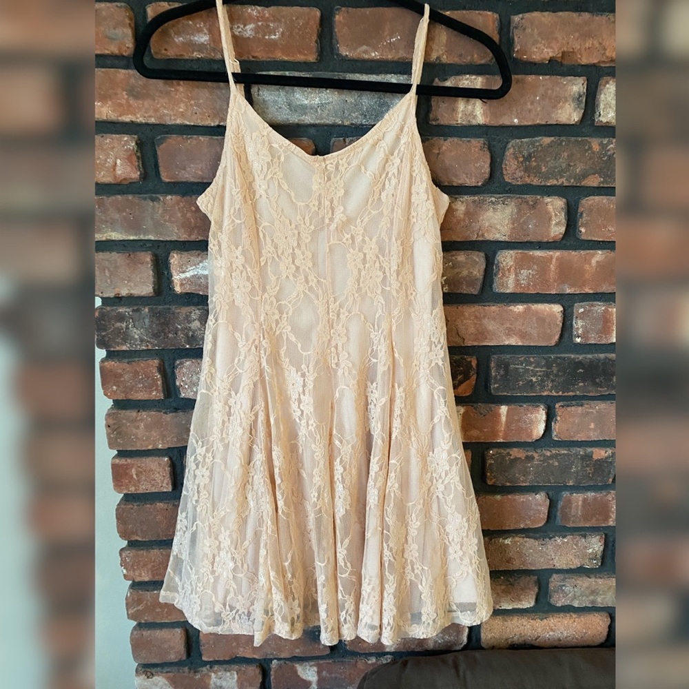 Full Tilt lace dress